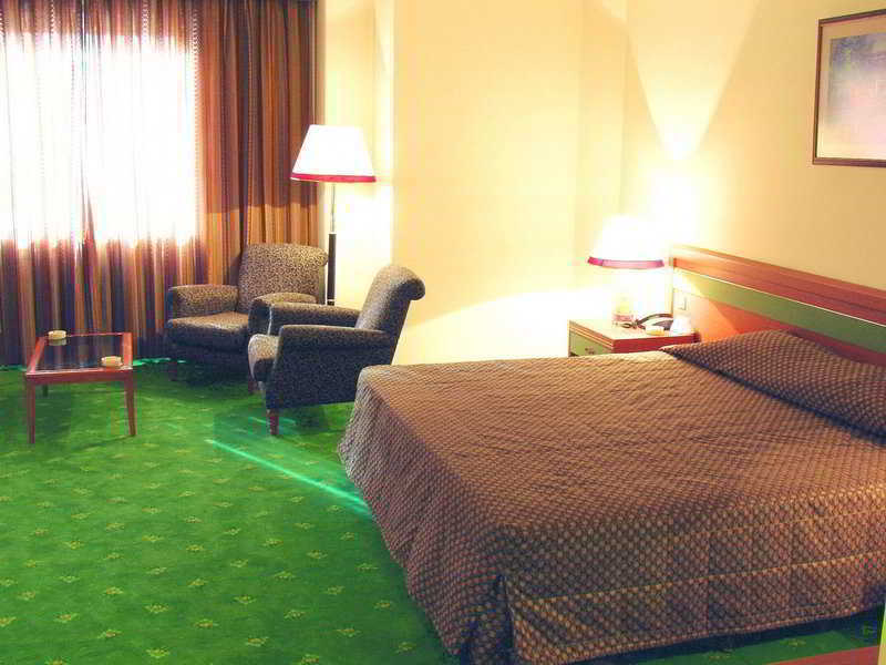 Ozkaymak Konya Hotel Екстер'єр фото