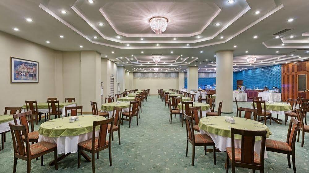 Ozkaymak Konya Hotel Екстер'єр фото